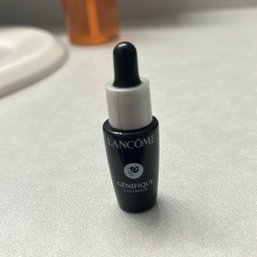 ✨Lancome Génifique Ultimate Serum (0.23 fl oz)✨